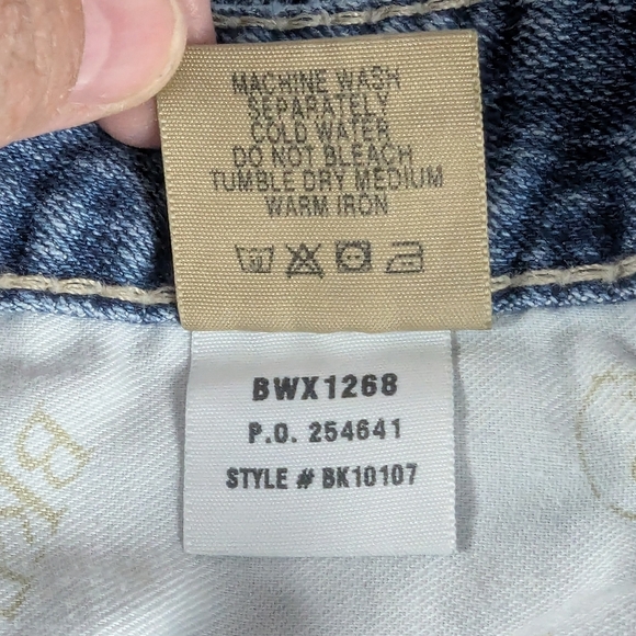 BKE Size 28 Faded Vibe Bermuda Jean Shorts - Picture 5 of 11